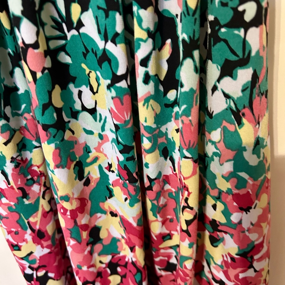 GAP Small Black Dress Shoulder details self Belt Colorful Floral Bottom Darling! - Picture 2 of 6